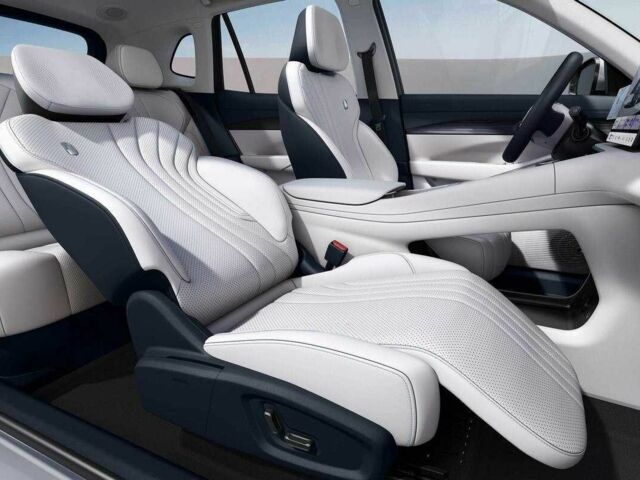 Сірий Джилі Інша, об'ємом двигуна 0 л та пробігом 1 тис. км за 23298 $, фото 21 на Automoto.ua