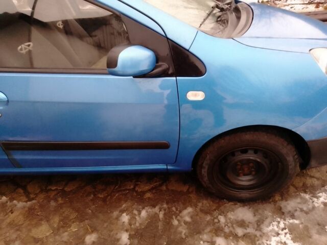 Синий Джили Другая, объемом двигателя 1.3 л и пробегом 44 тыс. км за 4100 $, фото 1 на Automoto.ua