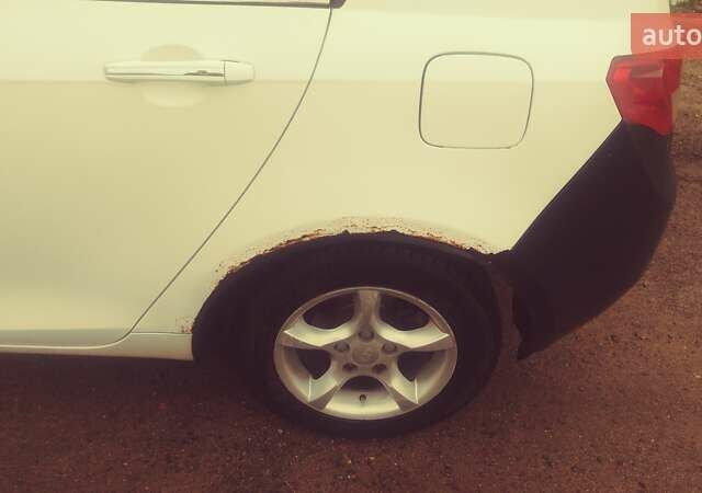 Білий Джилі Емгранд 7 (EC7), об'ємом двигуна 1.79 л та пробігом 218 тис. км за 3200 $, фото 7 на Automoto.ua