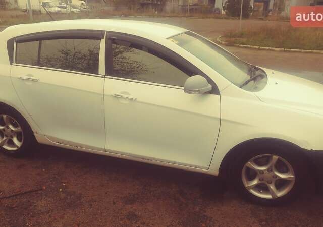 Білий Джилі Емгранд 7 (EC7), об'ємом двигуна 1.79 л та пробігом 218 тис. км за 3200 $, фото 3 на Automoto.ua