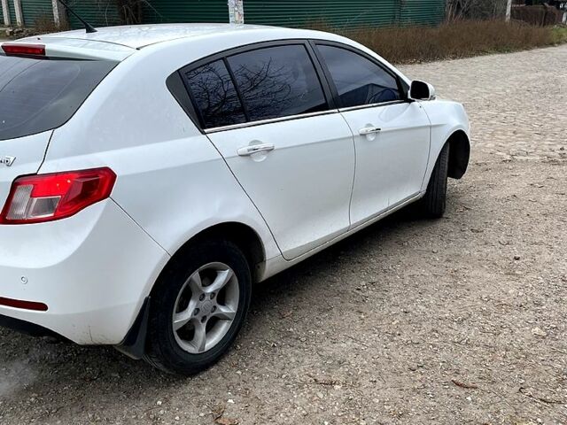 Білий Джилі Емгранд 7 (EC7), об'ємом двигуна 1.5 л та пробігом 0 тис. км за 3650 $, фото 3 на Automoto.ua