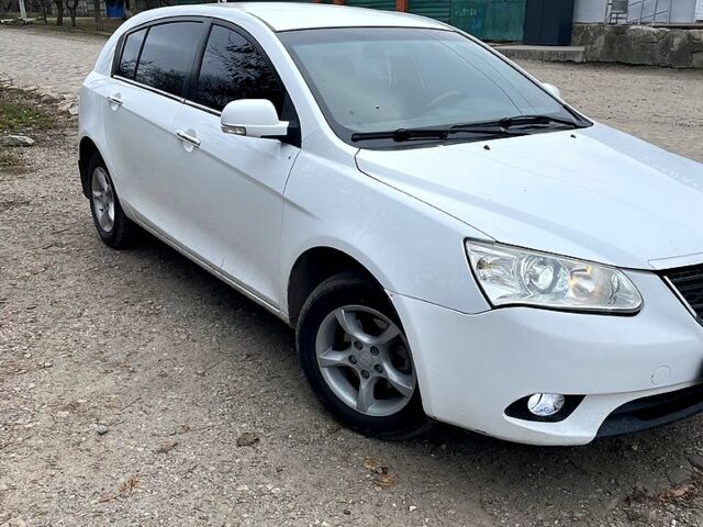 Білий Джилі Емгранд 7 (EC7), об'ємом двигуна 1.5 л та пробігом 0 тис. км за 3650 $, фото 2 на Automoto.ua