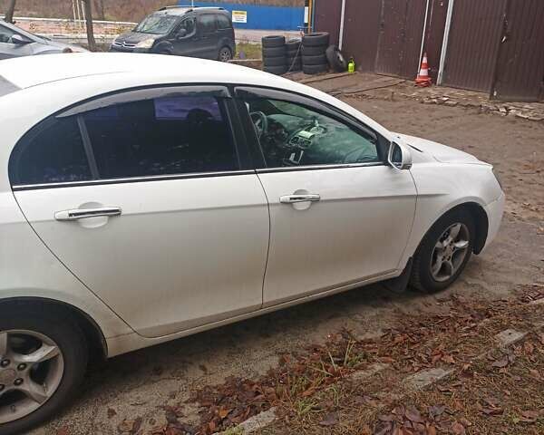 Белый Джили Эмгранд 7 (EC7), объемом двигателя 1.79 л и пробегом 128 тыс. км за 4200 $, фото 4 на Automoto.ua