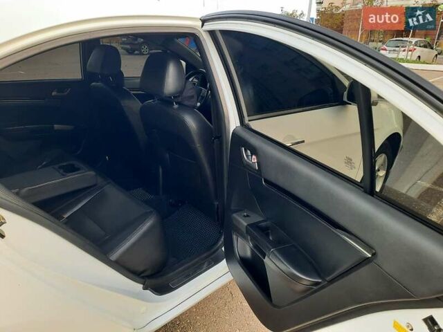 Белый Джили Эмгранд 7 (EC7), объемом двигателя 1.79 л и пробегом 210 тыс. км за 4600 $, фото 8 на Automoto.ua