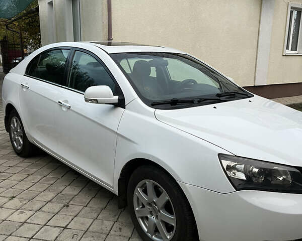 Джили Эмгранд 7 (EC7) 2013 в Решетиловке на Automoto.ua Белый Джили Эмгранд 7 (EC7), объемом двигателя 1.79 л и пробегом 310 тыс. км за 4200 $, фото 3 на Automoto.ua