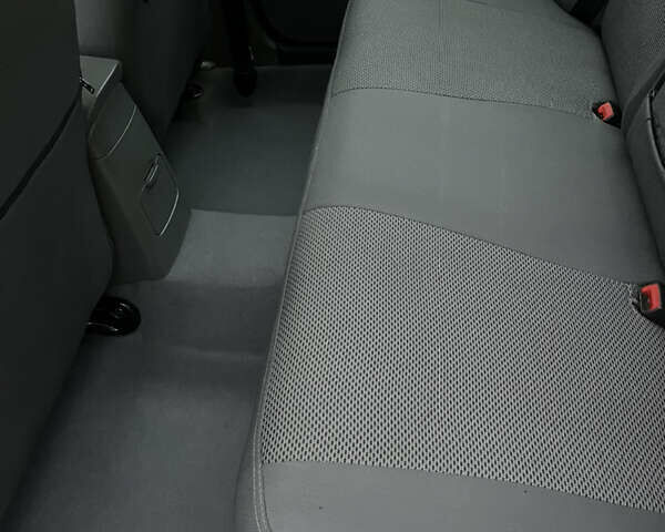 Джили Эмгранд 7 (EC7) 2013 в Решетиловке на Automoto.ua Белый Джили Эмгранд 7 (EC7), объемом двигателя 1.79 л и пробегом 310 тыс. км за 4200 $, фото 9 на Automoto.ua