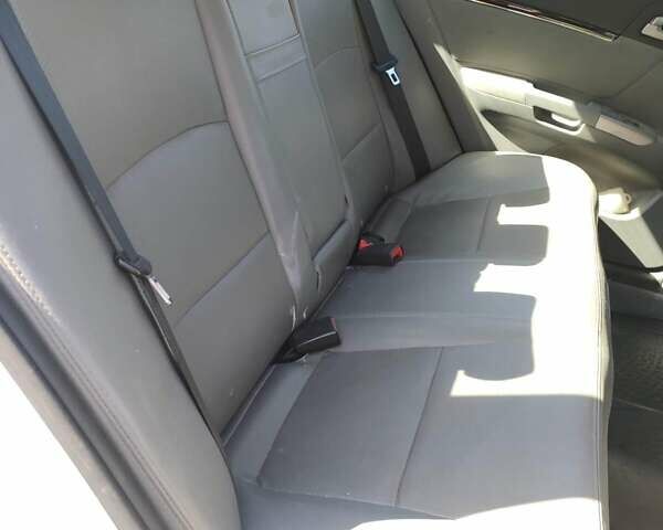 Белый Джили Эмгранд 7 (EC7), объемом двигателя 1.5 л и пробегом 100 тыс. км за 3500 $, фото 1 на Automoto.ua