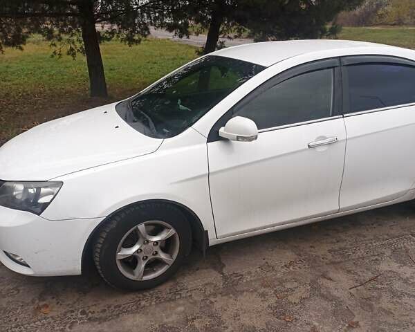 Белый Джили Эмгранд 7 (EC7), объемом двигателя 1.79 л и пробегом 128 тыс. км за 4200 $, фото 2 на Automoto.ua