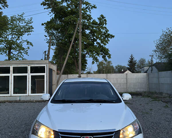 Белый Джили Эмгранд 7 (EC7), объемом двигателя 1.79 л и пробегом 80 тыс. км за 2500 $, фото 16 на Automoto.ua