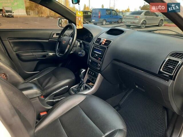 Белый Джили Эмгранд 7 (EC7), объемом двигателя 1.79 л и пробегом 210 тыс. км за 4600 $, фото 11 на Automoto.ua