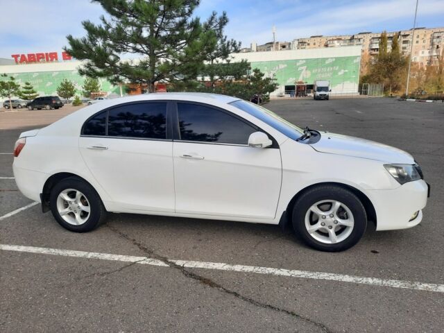 Білий Джилі Емгранд 7 (EC7), об'ємом двигуна 1.8 л та пробігом 210 тис. км за 4400 $, фото 5 на Automoto.ua