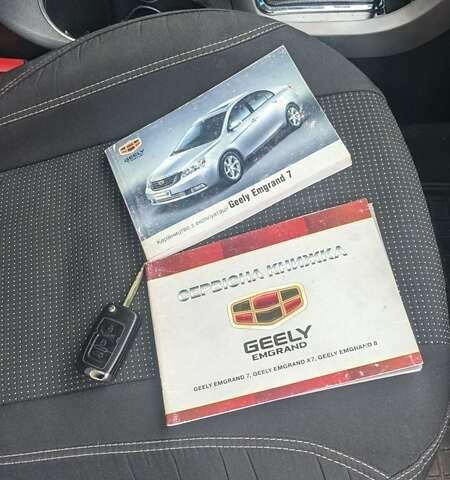 Белый Джили Эмгранд 7 (EC7), объемом двигателя 1.5 л и пробегом 244 тыс. км за 3100 $, фото 14 на Automoto.ua