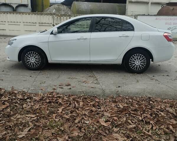 Белый Джили Эмгранд 7 (EC7), объемом двигателя 1.79 л и пробегом 118 тыс. км за 4700 $, фото 3 на Automoto.ua