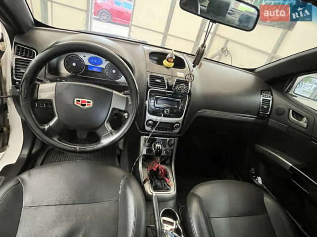 Джили Эмгранд 7 (EC7) 2014 в Хмельницком на Automoto.ua Белый Джили Эмгранд 7 (EC7), объемом двигателя 1.5 л и пробегом 235 тыс. км за 4000 $, фото 1 на Automoto.ua