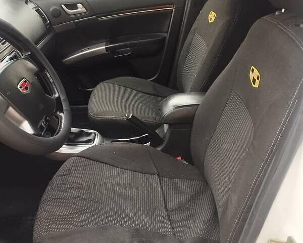 Белый Джили Эмгранд 7 (EC7), объемом двигателя 1.79 л и пробегом 118 тыс. км за 4700 $, фото 8 на Automoto.ua