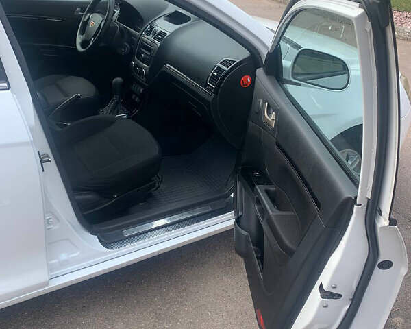 Білий Джилі Емгранд 7 (EC7), об'ємом двигуна 1.5 л та пробігом 192 тис. км за 5500 $, фото 9 на Automoto.ua