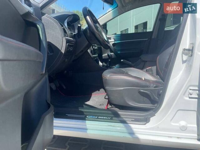 Джили Эмгранд 7 (EC7) 2017 в Одессе на Automoto.ua Белый Джили Эмгранд 7 (EC7), объемом двигателя 1.5 л и пробегом 71 тыс. км за 7100 $, фото 3 на Automoto.ua