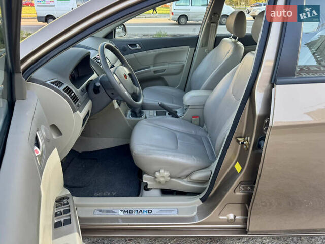 Бежевый Джили Эмгранд 7 (EC7), объемом двигателя 1.79 л и пробегом 12 тыс. км за 6950 $, фото 12 на Automoto.ua