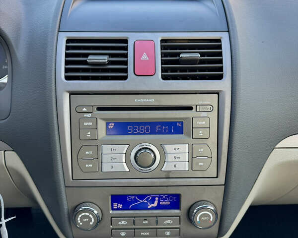 Бежевый Джили Эмгранд 7 (EC7), объемом двигателя 1.79 л и пробегом 12 тыс. км за 6950 $, фото 35 на Automoto.ua