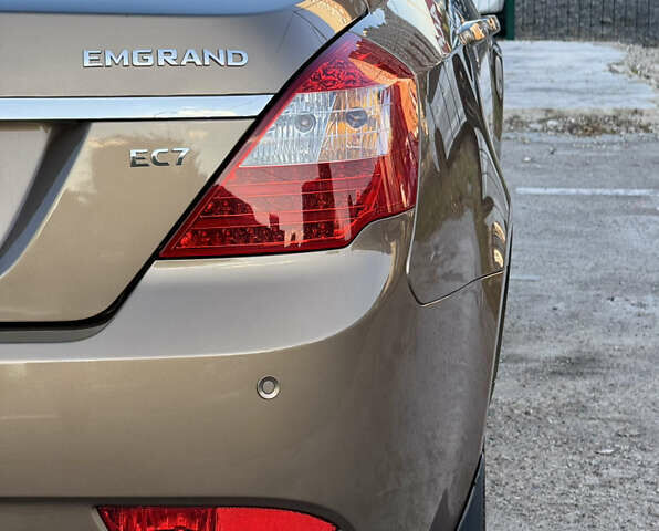 Бежевый Джили Эмгранд 7 (EC7), объемом двигателя 1.79 л и пробегом 12 тыс. км за 6950 $, фото 86 на Automoto.ua