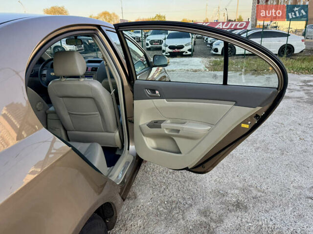 Бежевый Джили Эмгранд 7 (EC7), объемом двигателя 1.79 л и пробегом 12 тыс. км за 6950 $, фото 19 на Automoto.ua