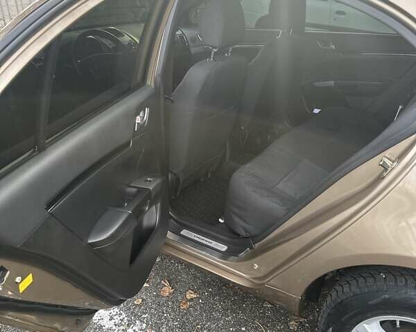 Бежевый Джили Эмгранд 7 (EC7), объемом двигателя 1.79 л и пробегом 120 тыс. км за 5000 $, фото 17 на Automoto.ua