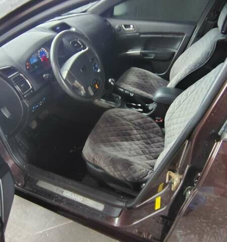 Коричневий Джилі Емгранд 7 (EC7), об'ємом двигуна 1.79 л та пробігом 54 тис. км за 6500 $, фото 5 на Automoto.ua