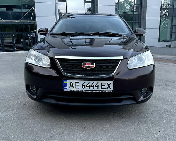 Красный Джили Эмгранд 7 (EC7), объемом двигателя 1.79 л и пробегом 190 тыс. км за 4200 $, фото 1 на Automoto.ua