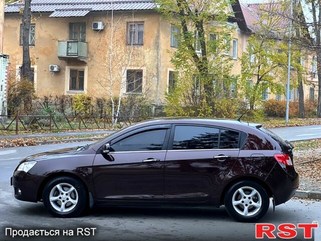 Красный Джили Эмгранд 7 (EC7), объемом двигателя 1.8 л и пробегом 81 тыс. км за 4500 $, фото 6 на Automoto.ua