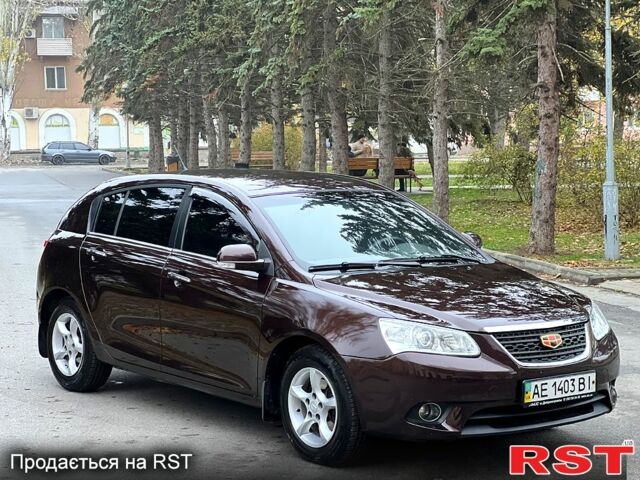 Красный Джили Эмгранд 7 (EC7), объемом двигателя 1.8 л и пробегом 81 тыс. км за 4500 $, фото 2 на Automoto.ua