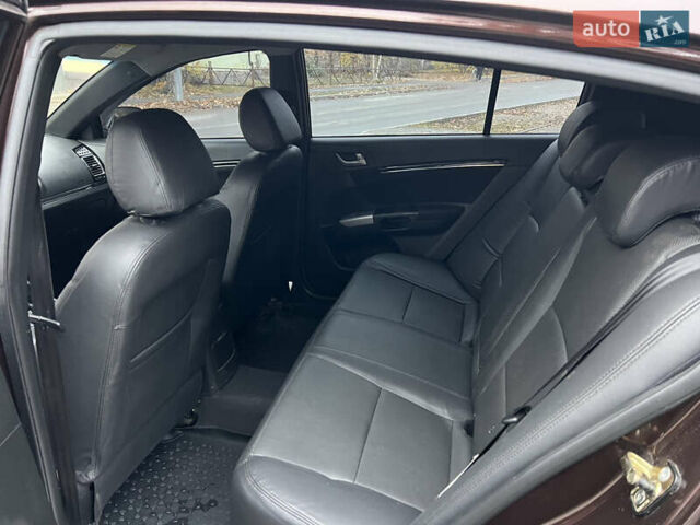 Красный Джили Эмгранд 7 (EC7), объемом двигателя 1.8 л и пробегом 81 тыс. км за 4500 $, фото 11 на Automoto.ua