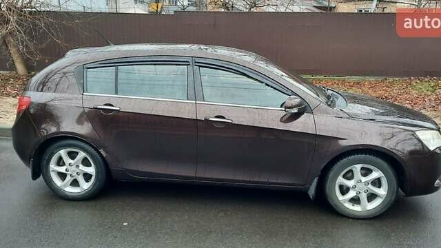 Червоний Джилі Емгранд 7 (EC7), об'ємом двигуна 1.5 л та пробігом 134 тис. км за 3900 $, фото 3 на Automoto.ua