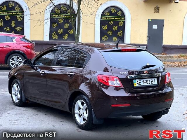 Красный Джили Эмгранд 7 (EC7), объемом двигателя 1.8 л и пробегом 81 тыс. км за 4500 $, фото 5 на Automoto.ua