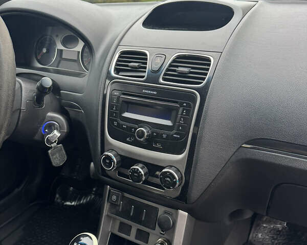 Червоний Джилі Емгранд 7 (EC7), об'ємом двигуна 1.79 л та пробігом 220 тис. км за 2950 $, фото 9 на Automoto.ua