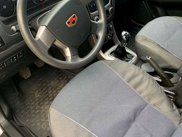 Джили Emgrand-7 2015 в Белой Церкве на Automoto.ua Джили Emgrand-7, объемом двигателя 18 л и пробегом 39 тыс. км за 5150 $, фото 9 на Automoto.ua