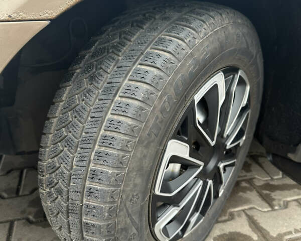 Жовтий Джилі Емгранд 7 (EC7), об'ємом двигуна 1.79 л та пробігом 142 тис. км за 3500 $, фото 10 на Automoto.ua