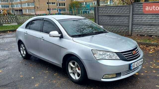 Джили Эмгранд 7 (EC7) 2012 в Кривом Роге на Automoto.ua Серый Джили Эмгранд 7 (EC7), объемом двигателя 1.79 л и пробегом 185 тыс. км за 5000 $, фото 7 на Automoto.ua