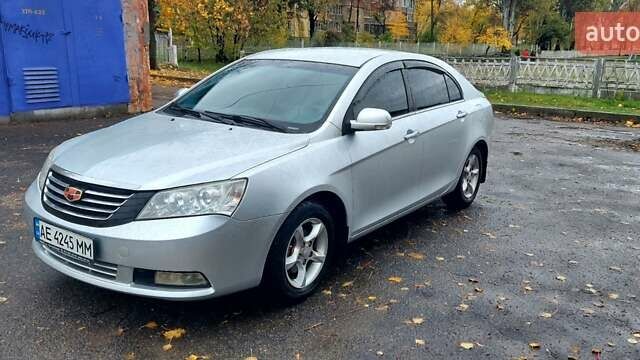 Джили Эмгранд 7 (EC7) 2012 в Кривом Роге на Automoto.ua Серый Джили Эмгранд 7 (EC7), объемом двигателя 1.79 л и пробегом 185 тыс. км за 5000 $, фото 9 на Automoto.ua