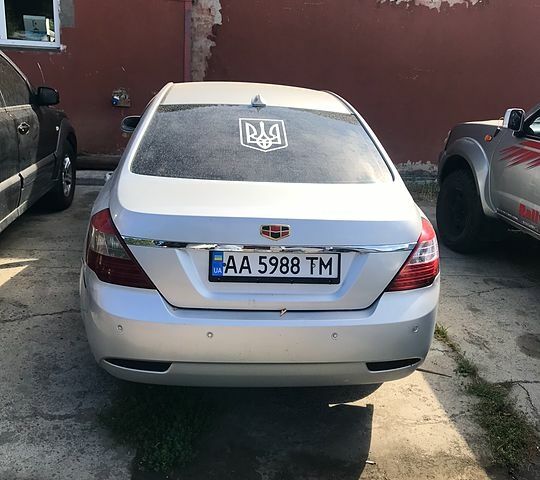 Сірий Джилі Емгранд 7 (EC7), об'ємом двигуна 15 л та пробігом 250 тис. км за 2950 $, фото 4 на Automoto.ua