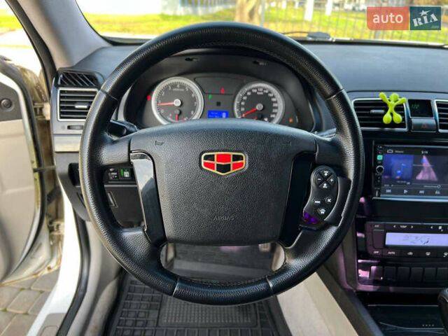 Белый Джили Emgrand 8 (EC8), объемом двигателя 2.38 л и пробегом 122 тыс. км за 4500 $, фото 29 на Automoto.ua