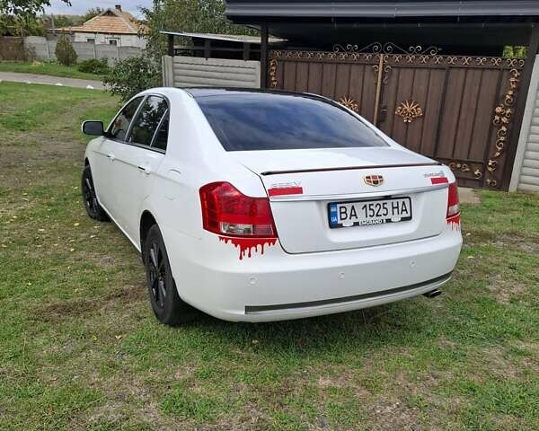 Белый Джили Emgrand 8 (EC8), объемом двигателя 2 л и пробегом 103 тыс. км за 6500 $, фото 3 на Automoto.ua