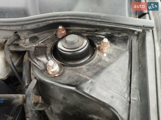 Чорний Джилі Emgrand 8 (EC8), об'ємом двигуна 2 л та пробігом 171 тис. км за 4900 $, фото 83 на Automoto.ua