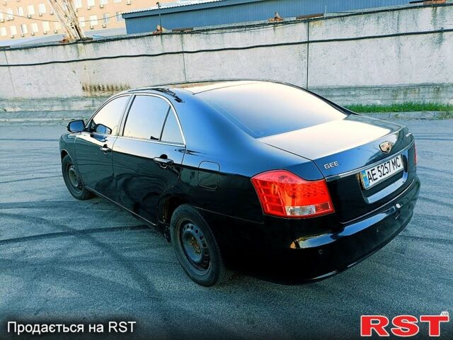 Джилі Emgrand 8 (EC8), об'ємом двигуна 2 л та пробігом 231 тис. км за 4600 $, фото 8 на Automoto.ua