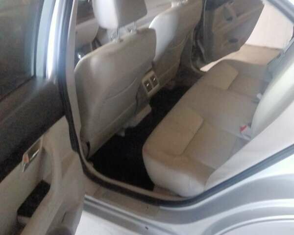 Сірий Джилі Emgrand 8 (EC8), об'ємом двигуна 2 л та пробігом 20 тис. км за 8800 $, фото 14 на Automoto.ua