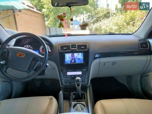 Сірий Джилі Emgrand 8 (EC8), об'ємом двигуна 2 л та пробігом 20 тис. км за 8800 $, фото 5 на Automoto.ua