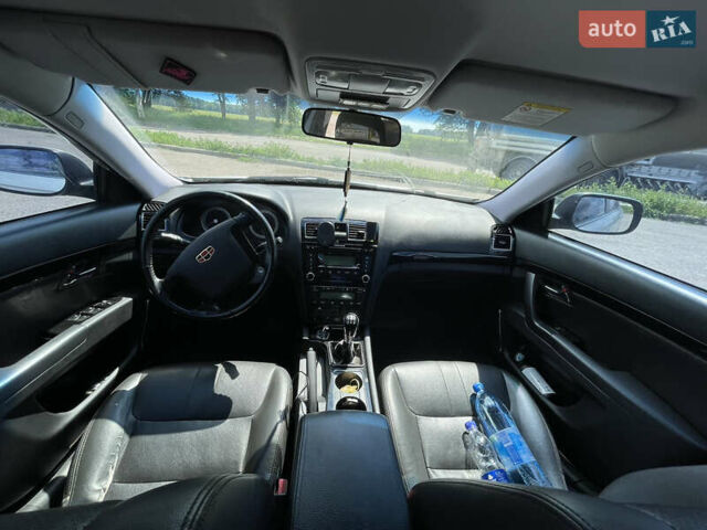 Сірий Джилі Emgrand 8 (EC8), об'ємом двигуна 2 л та пробігом 180 тис. км за 4000 $, фото 10 на Automoto.ua