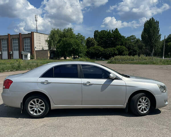 Сірий Джилі Emgrand 8 (EC8), об'ємом двигуна 2 л та пробігом 180 тис. км за 4000 $, фото 4 на Automoto.ua