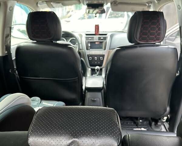 Белый Джили Эмгранд Х7, объемом двигателя 1.79 л и пробегом 181 тыс. км за 6300 $, фото 12 на Automoto.ua