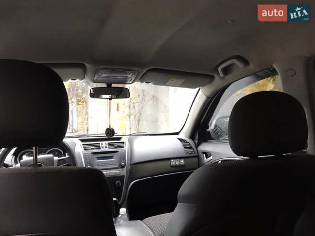 Джилі Емгранд Х7 2014 у Києві на Automoto.ua Білий Джилі Емгранд Х7, об'ємом двигуна 2.38 л та пробігом 122 тис. км за 6700 $, фото 5 на Automoto.ua