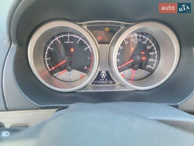 Белый Джили Эмгранд Х7, объемом двигателя 1.8 л и пробегом 177 тыс. км за 5450 $, фото 23 на Automoto.ua